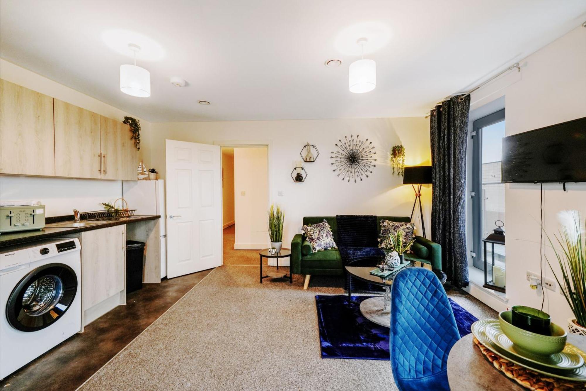 One And Two Bed Apartments Slough Near Heathrow Colnbrook Екстериор снимка
