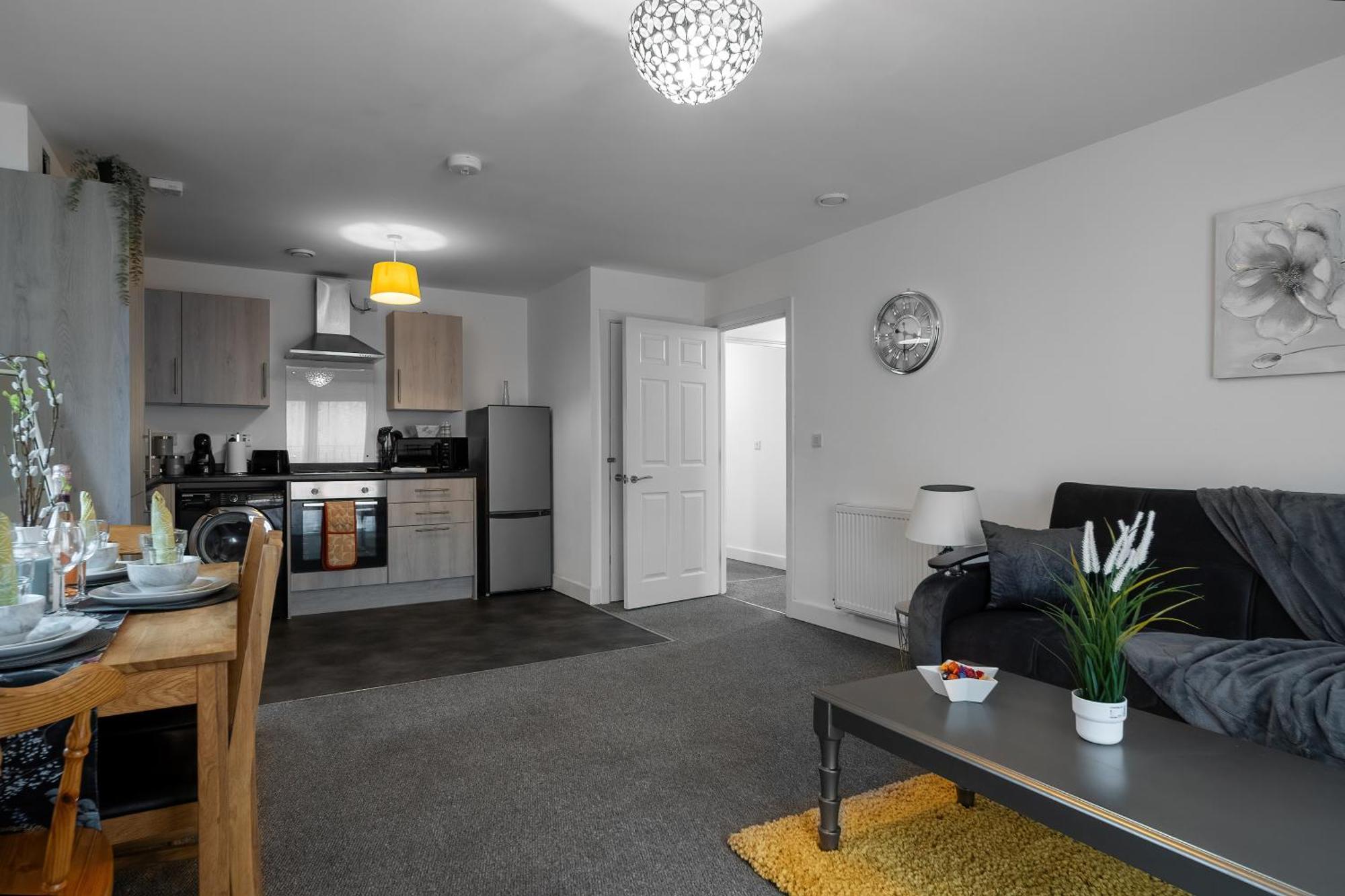One And Two Bed Apartments Slough Near Heathrow Colnbrook Екстериор снимка
