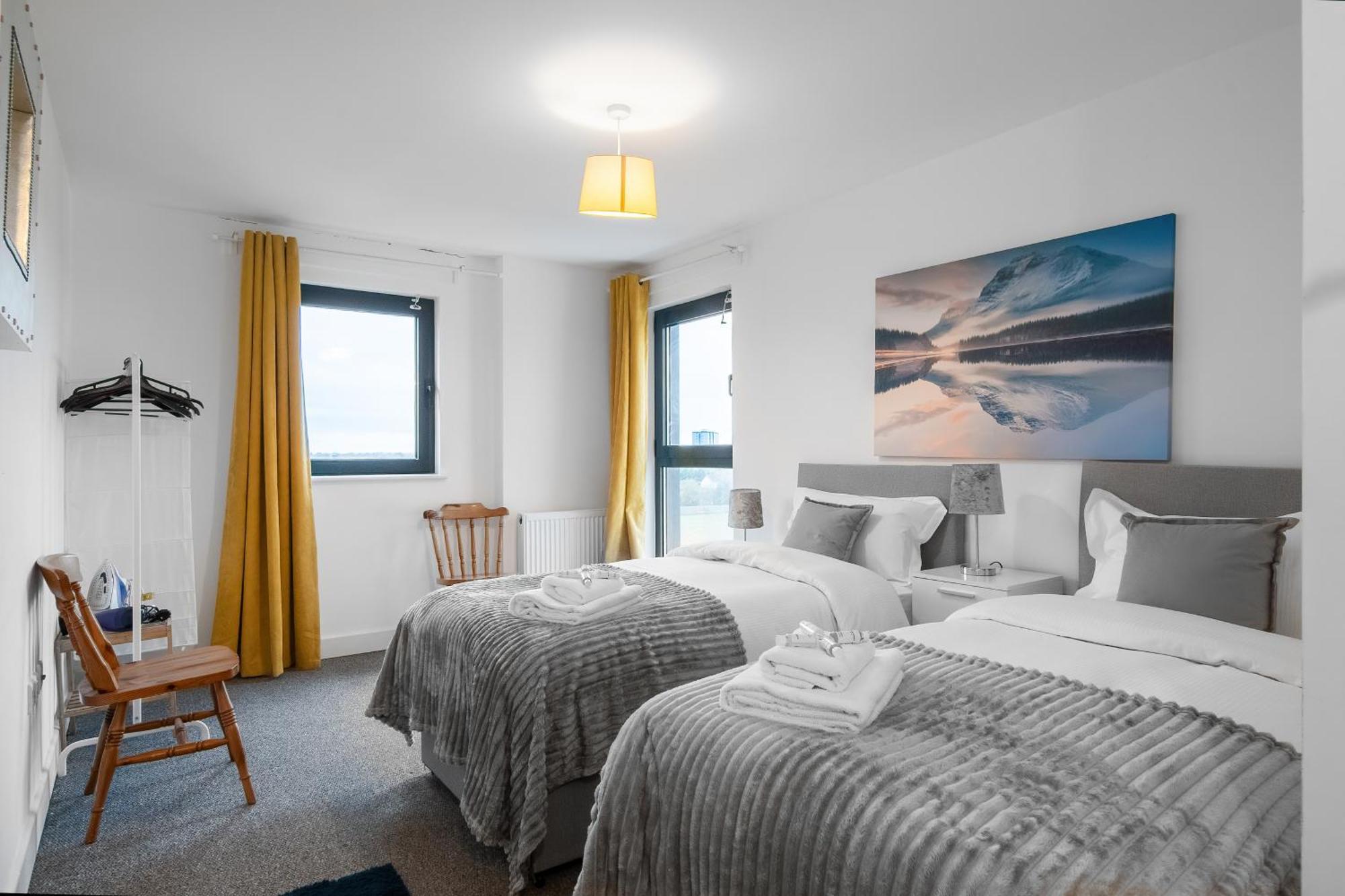 One And Two Bed Apartments Slough Near Heathrow Colnbrook Екстериор снимка